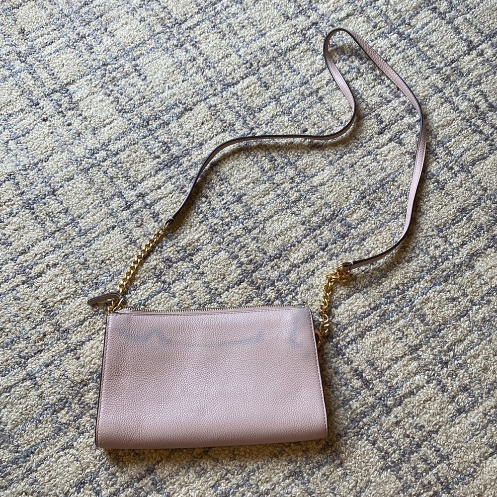 Tory Burch Mini Everly Leather Crossbody in Shell Pink - Picture 4 of 6